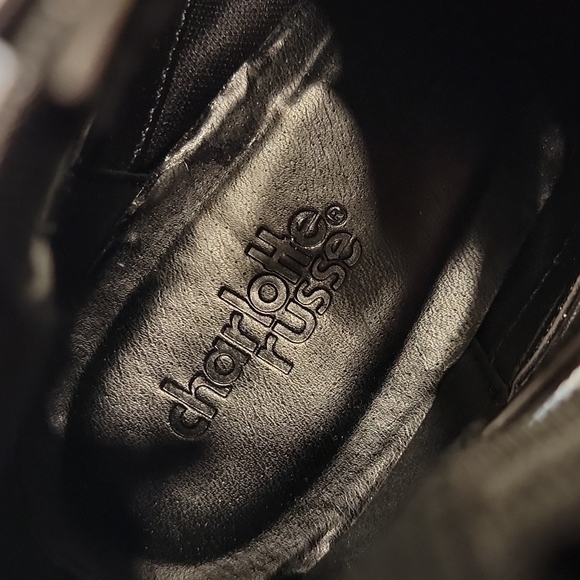 Charlotte Russe Size 6 Ankle Booties With 1.5 Inch Heel NWT - Picture 7 of 9